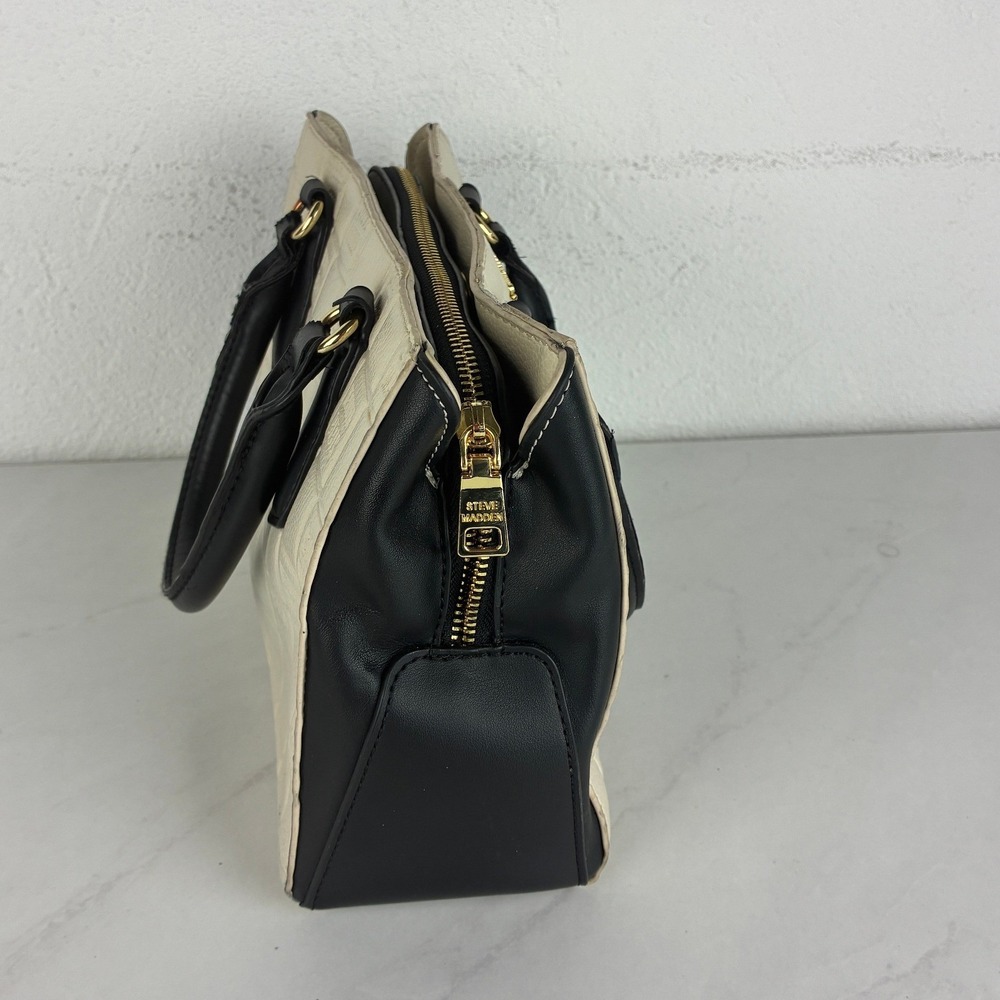 Steve Madden Cream Black Embossed Logo Satchel Bag Double Handles - Picture 7 of 12